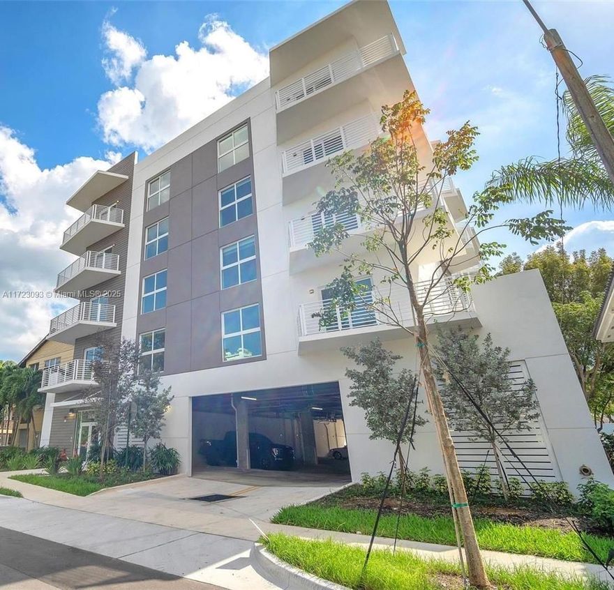 Spacious 1 Bedroom plus DEN. Stainless Steel kitchen appliances included. Washer and dryer inside the unit. Balcony. Includes 1 assigned covered parking.