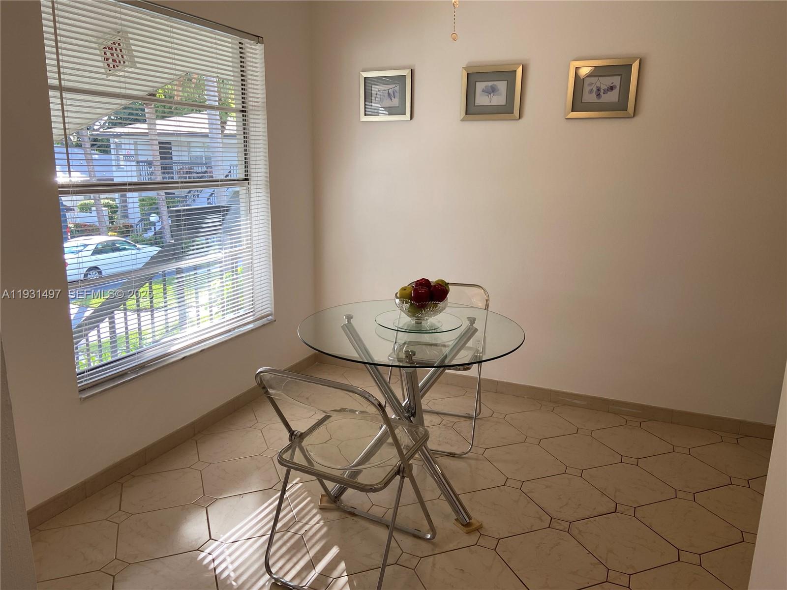 PALM GREENS AT VILLA DEL - Residential Lease