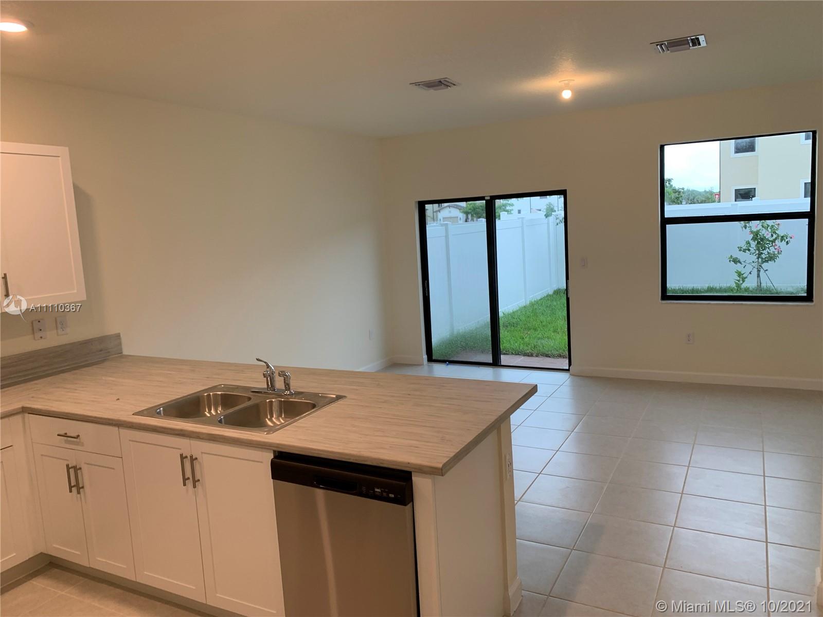 Aquabella North - Residential Lease