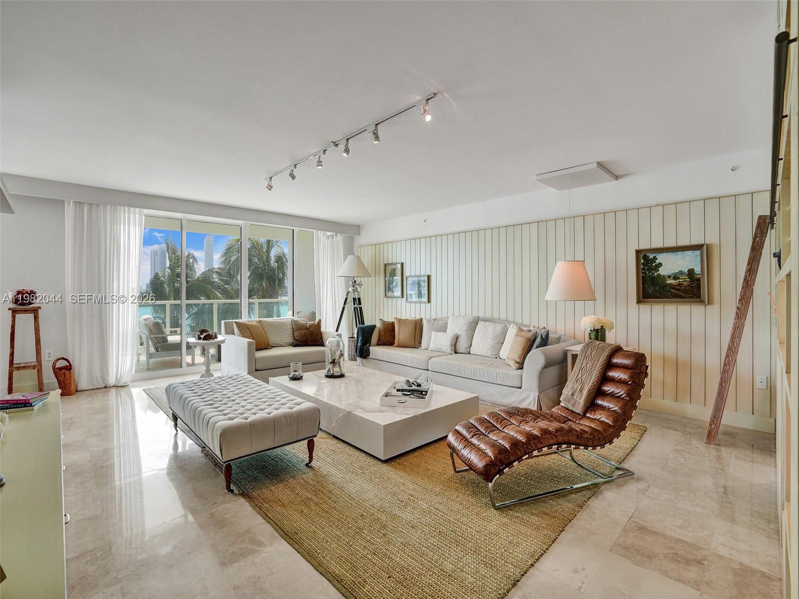 3201 NE 183rd St 301