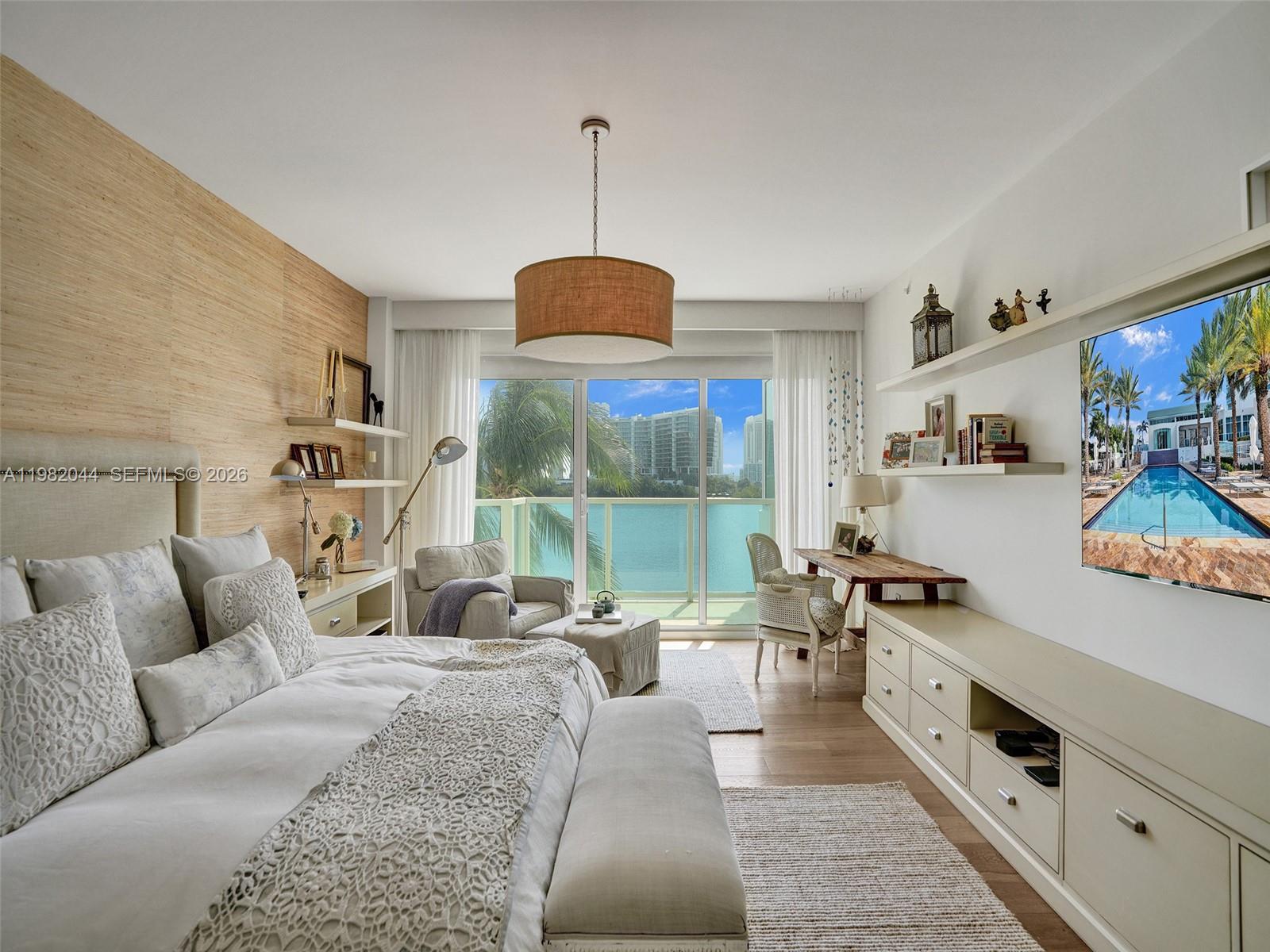 THE PENINSULA CONDO - Residential