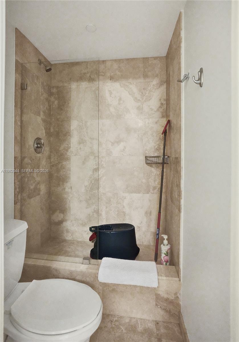 THE PENINSULA CONDO - Residential