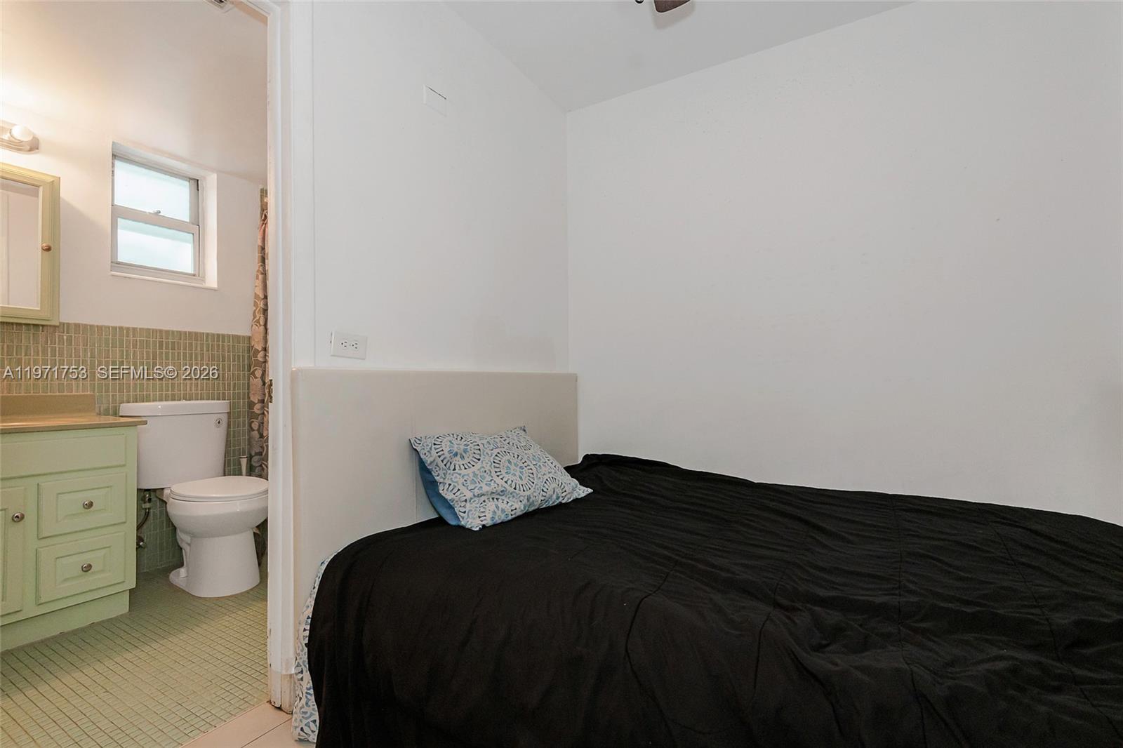 THE MERIDIAN CONDO - Residential