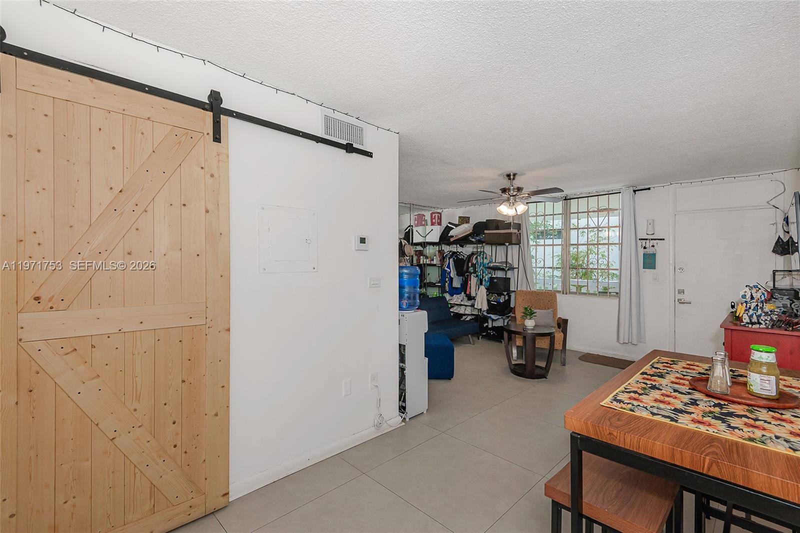 THE MERIDIAN CONDO - Residential