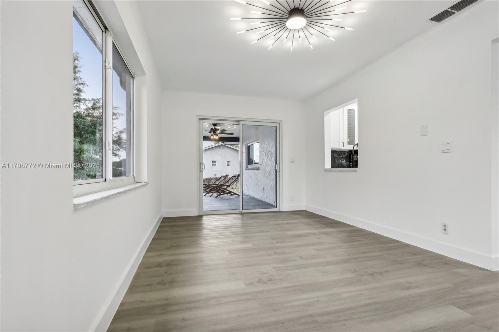 LAUREL HILLS 2ND ADD - Residential