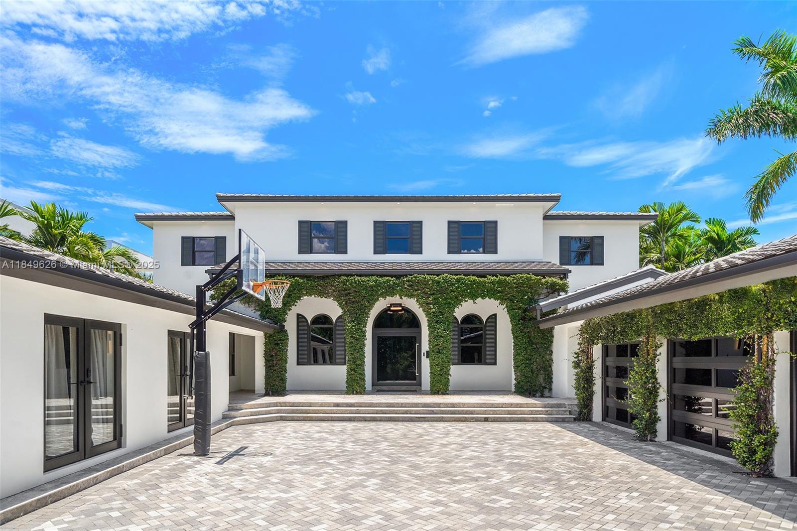 SUNRISE - Residential Lease