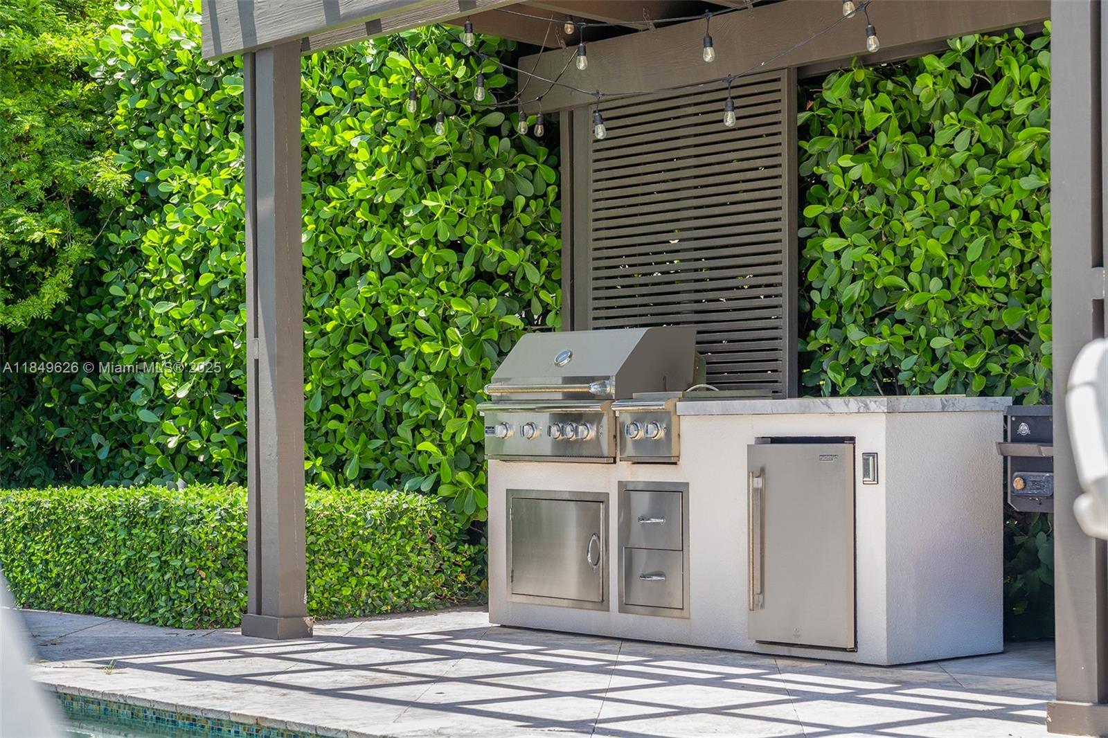 SUNRISE - Residential Lease