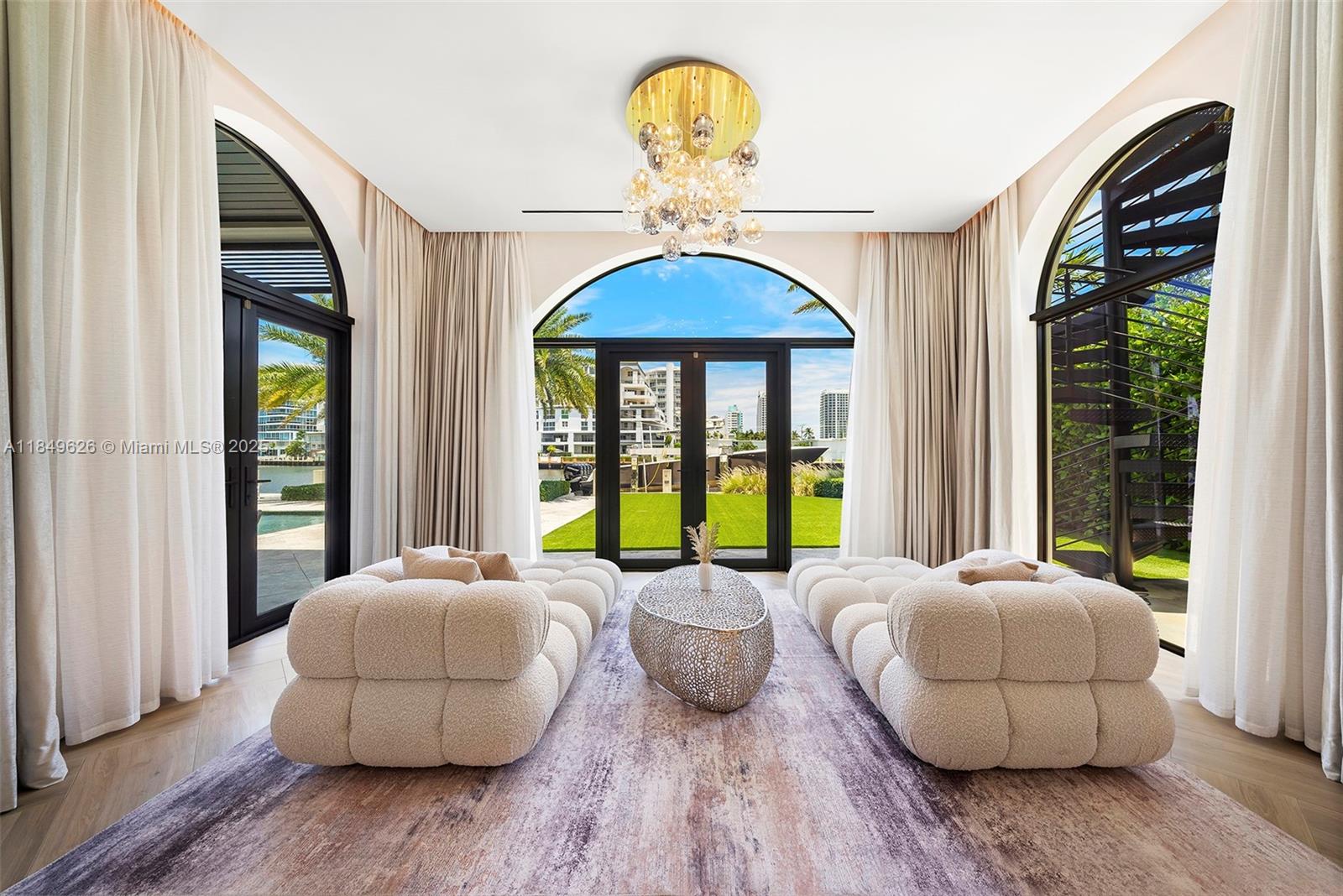 SUNRISE - Residential Lease