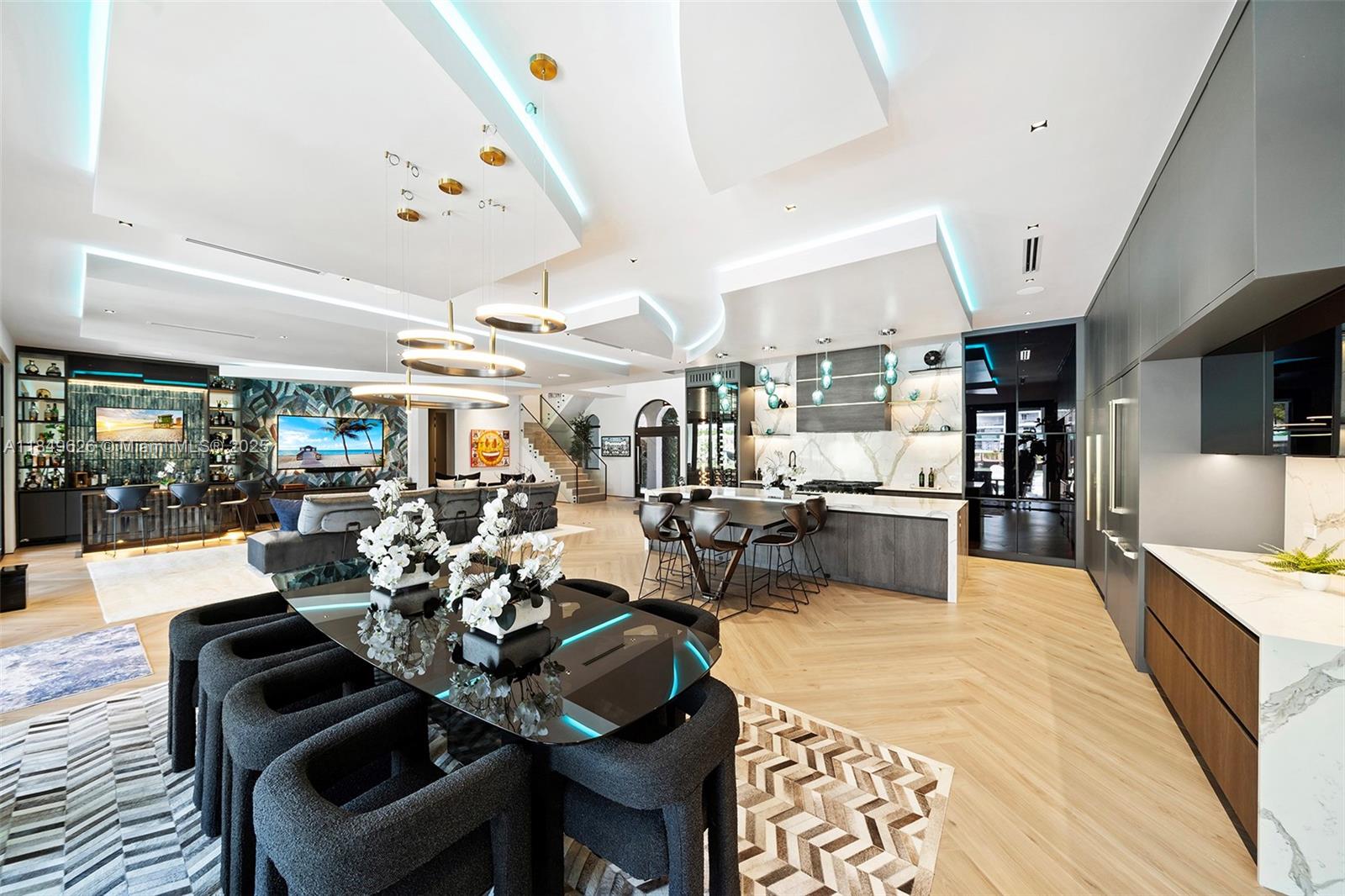 SUNRISE - Residential Lease