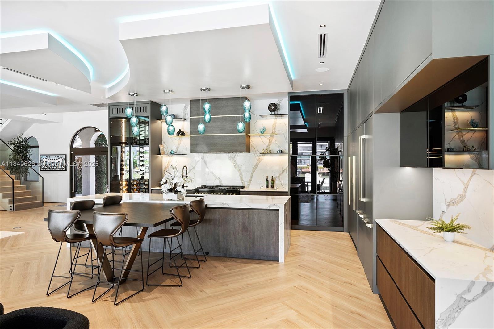 SUNRISE - Residential Lease