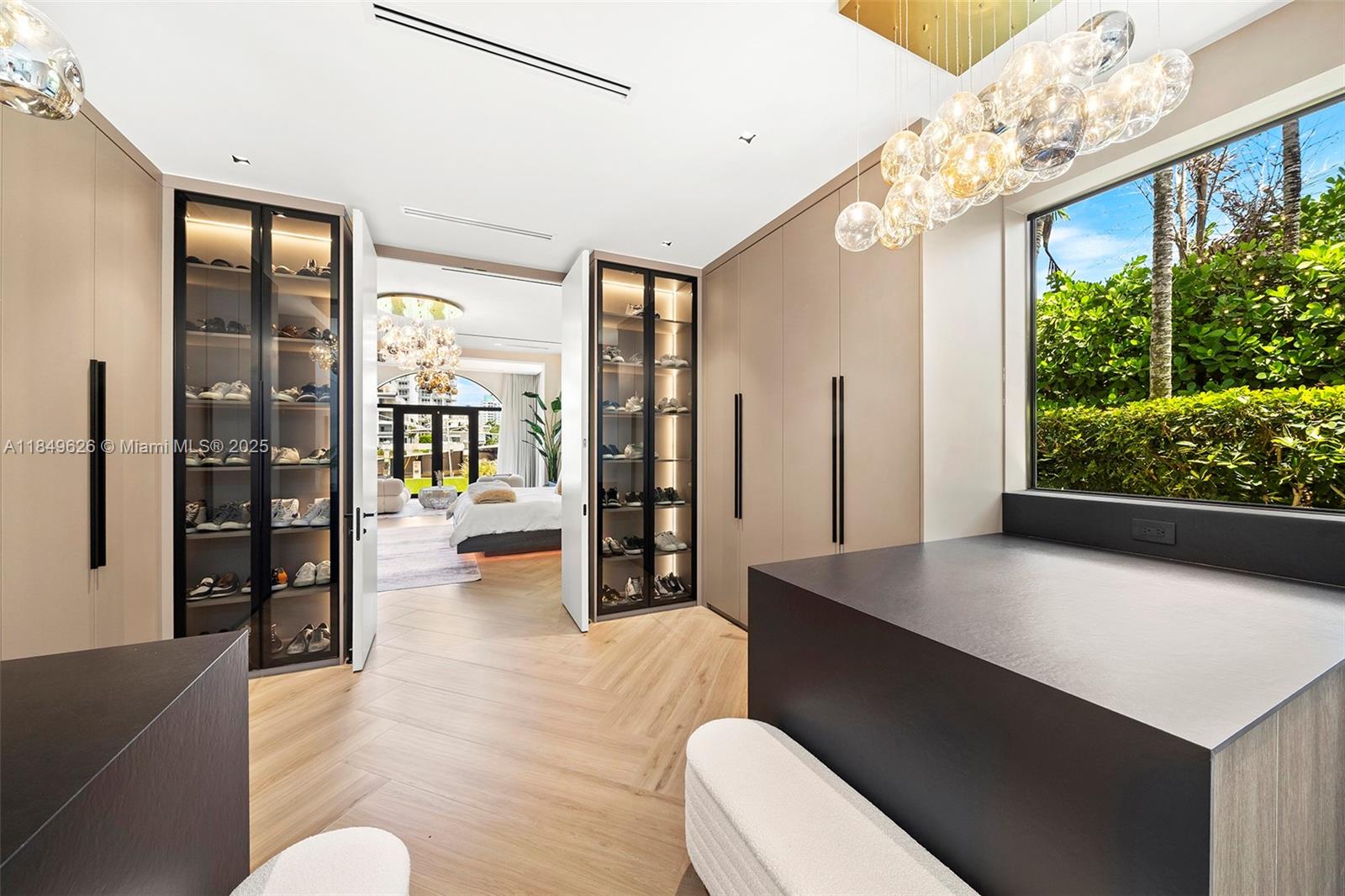 SUNRISE - Residential Lease