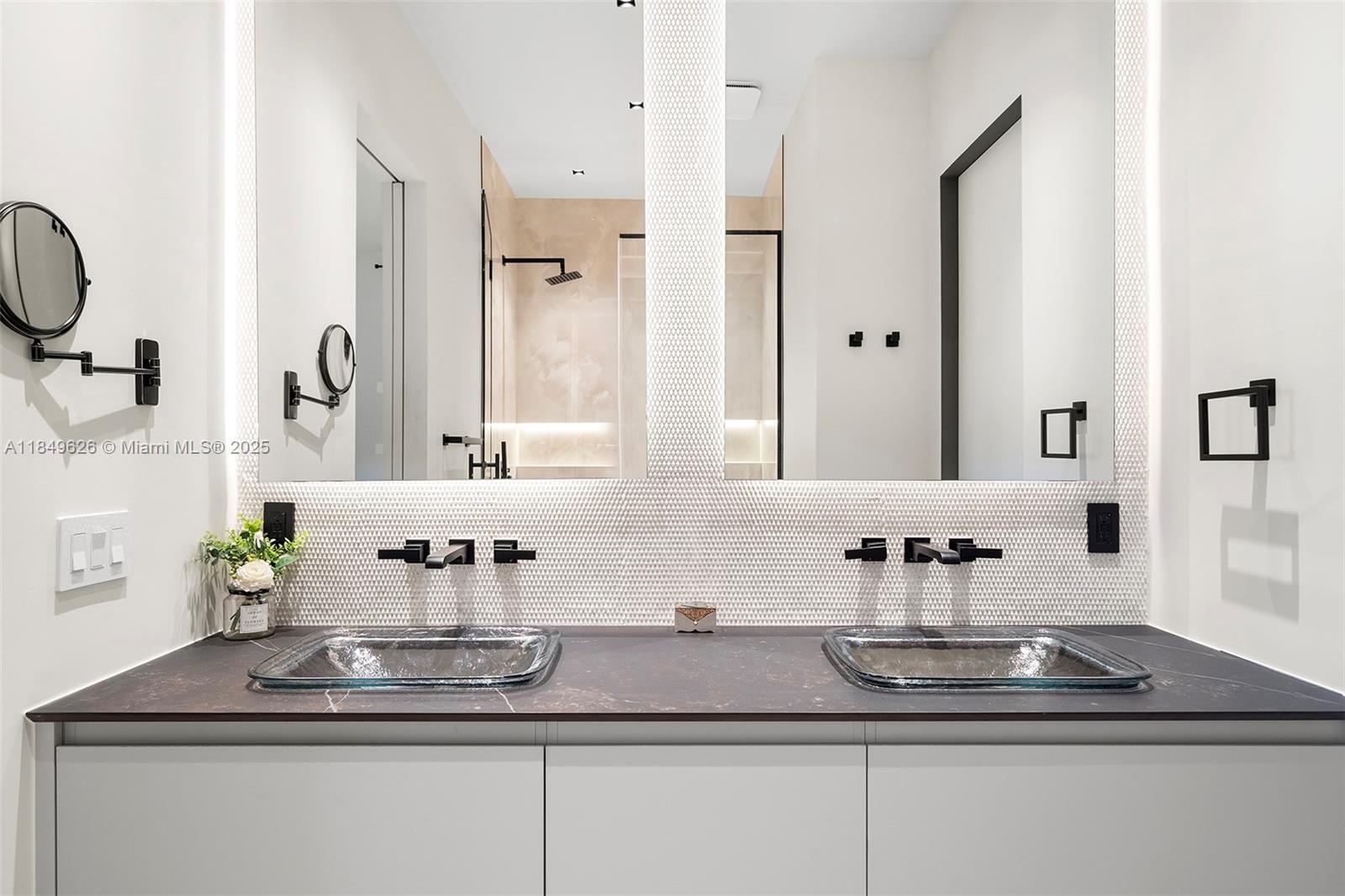 SUNRISE - Residential Lease