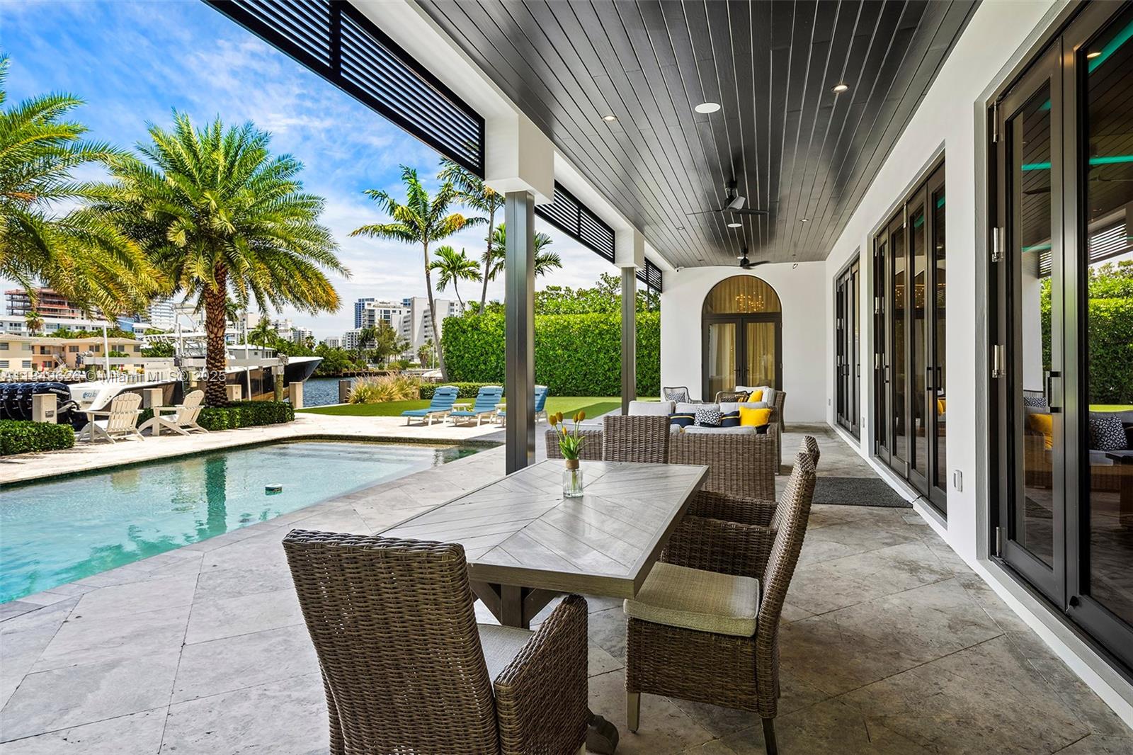 SUNRISE - Residential Lease