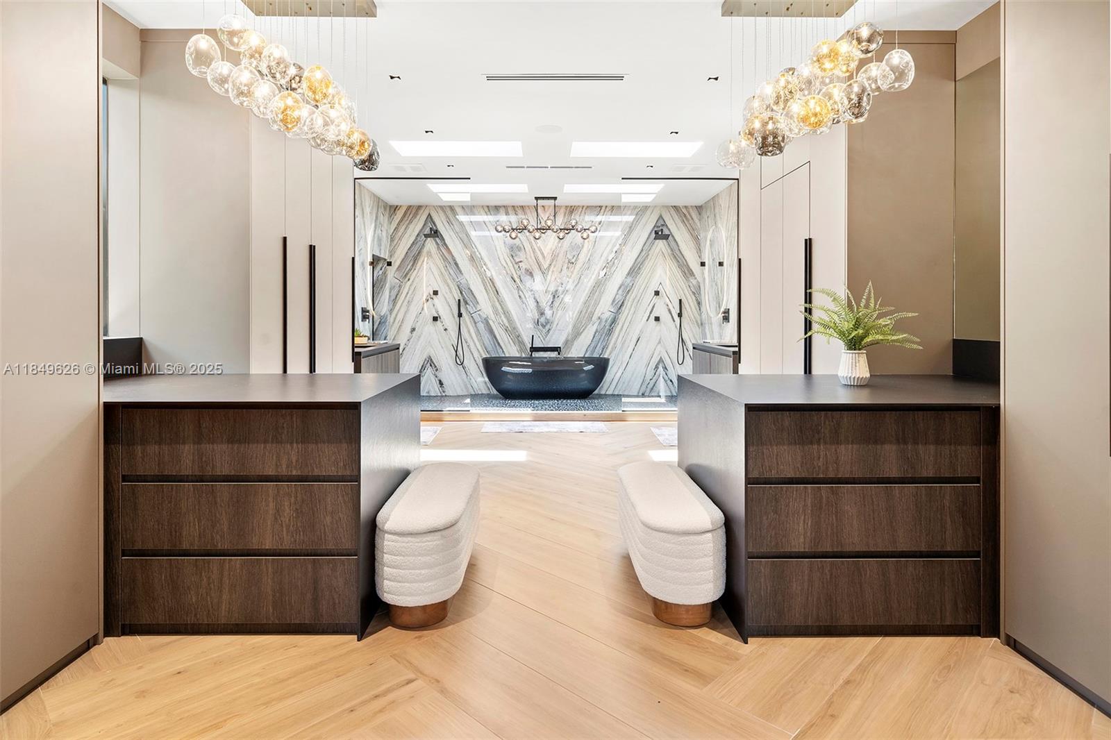 SUNRISE - Residential Lease