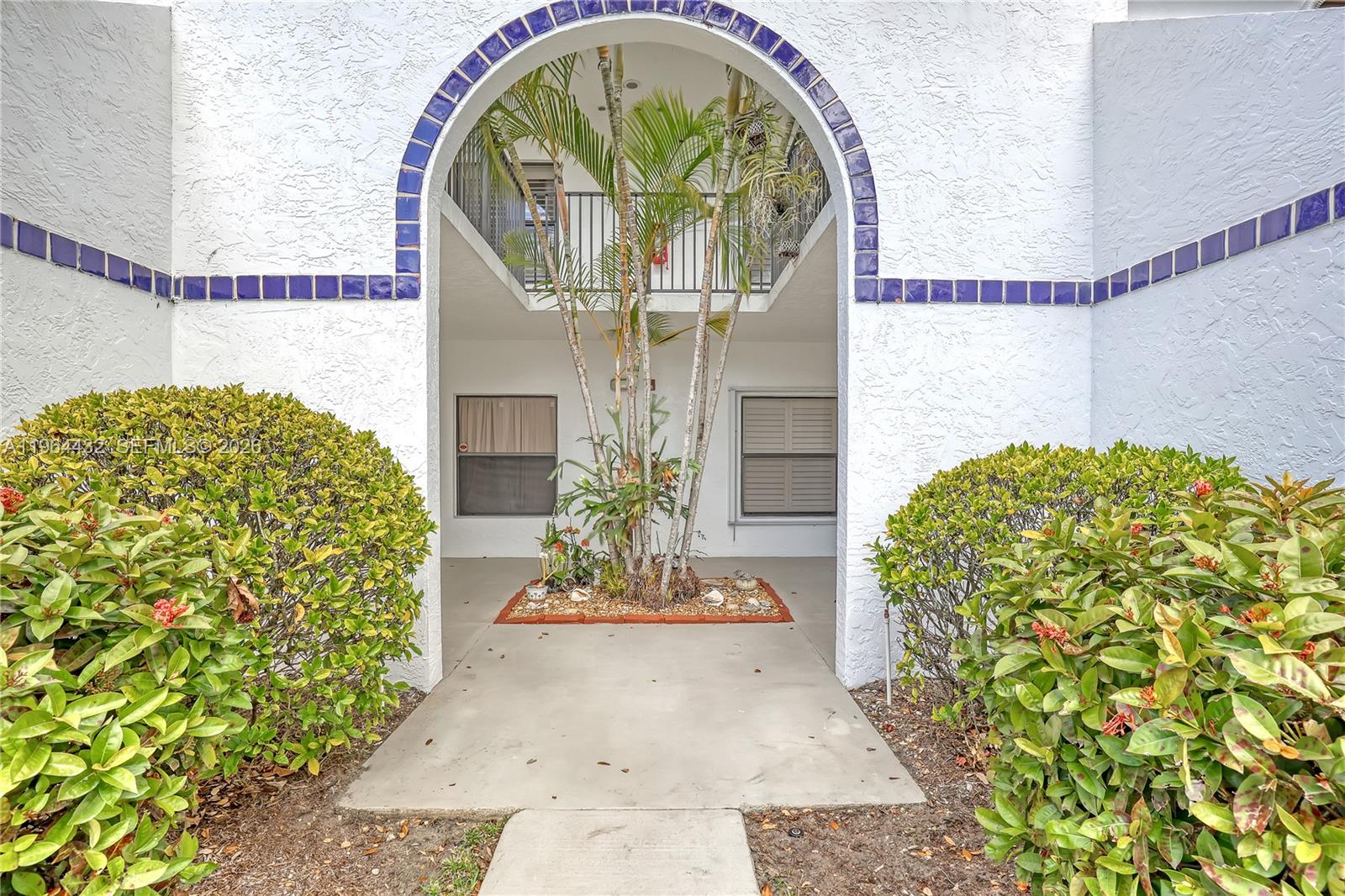 HANSONS LANDING CONDO - Residential