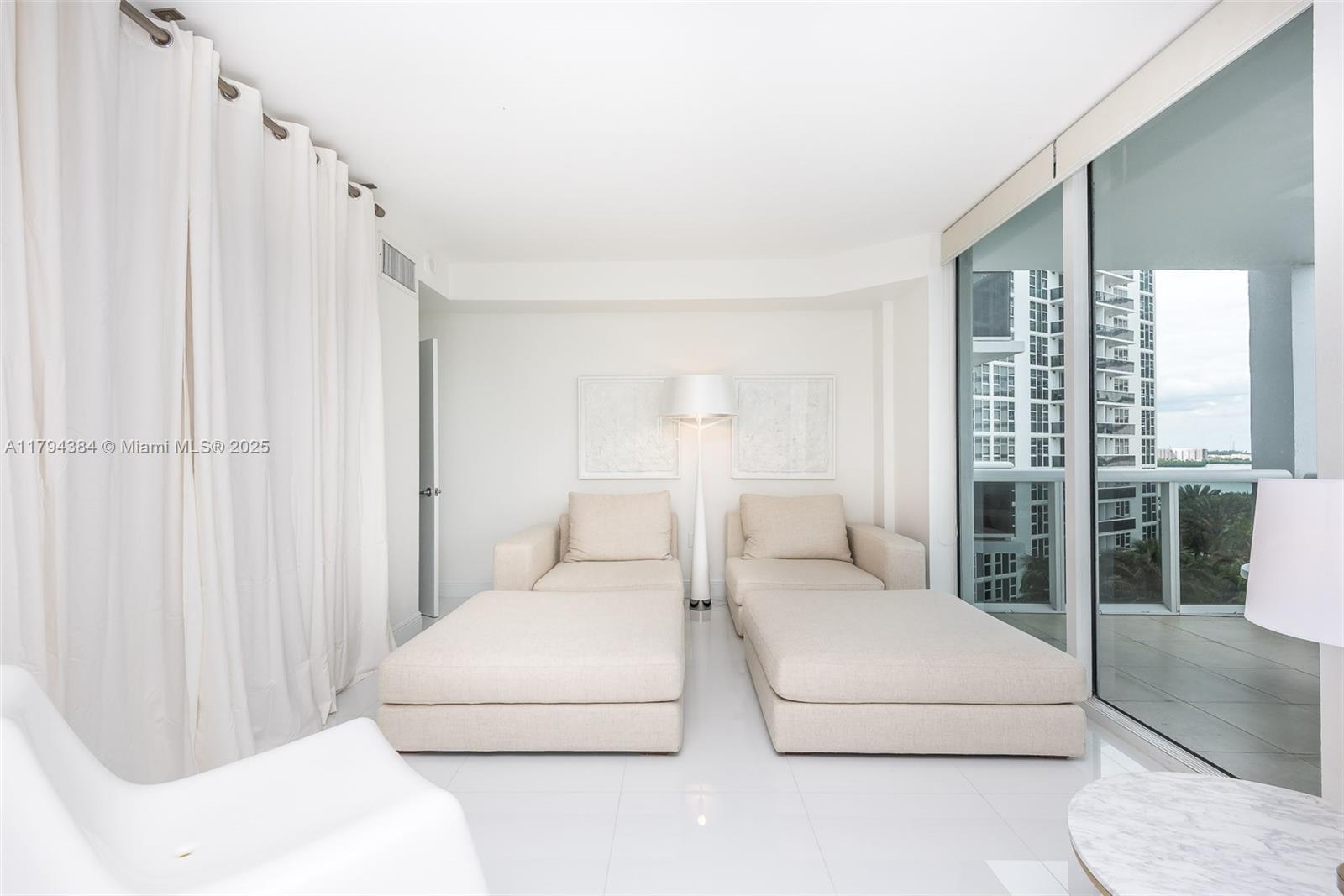 HARBOUR HOUSE - Residential Lease