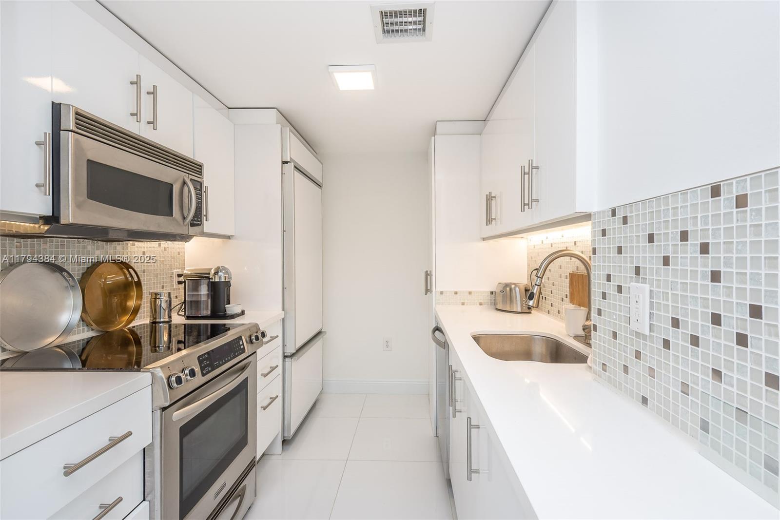 HARBOUR HOUSE - Residential Lease