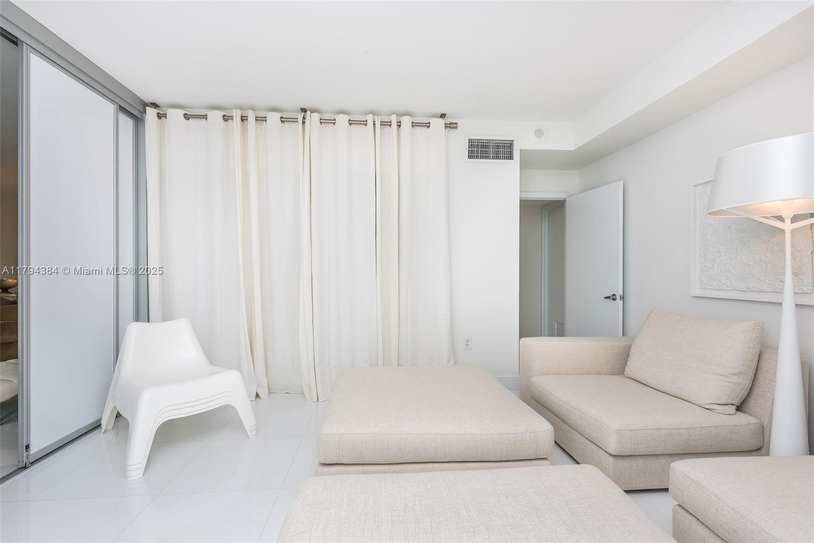 HARBOUR HOUSE - Residential Lease