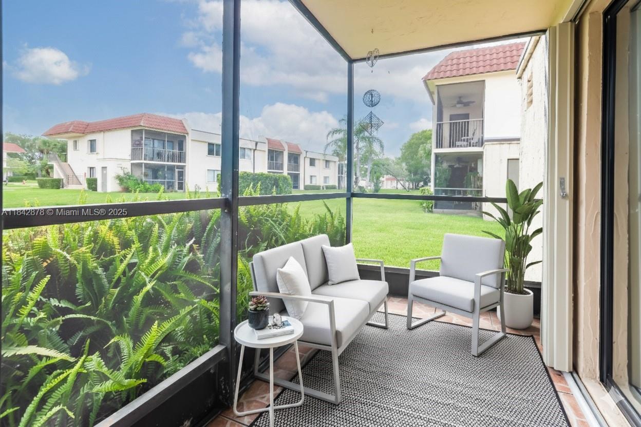 GARDENS AT BONAVENTURE 14 - Residential