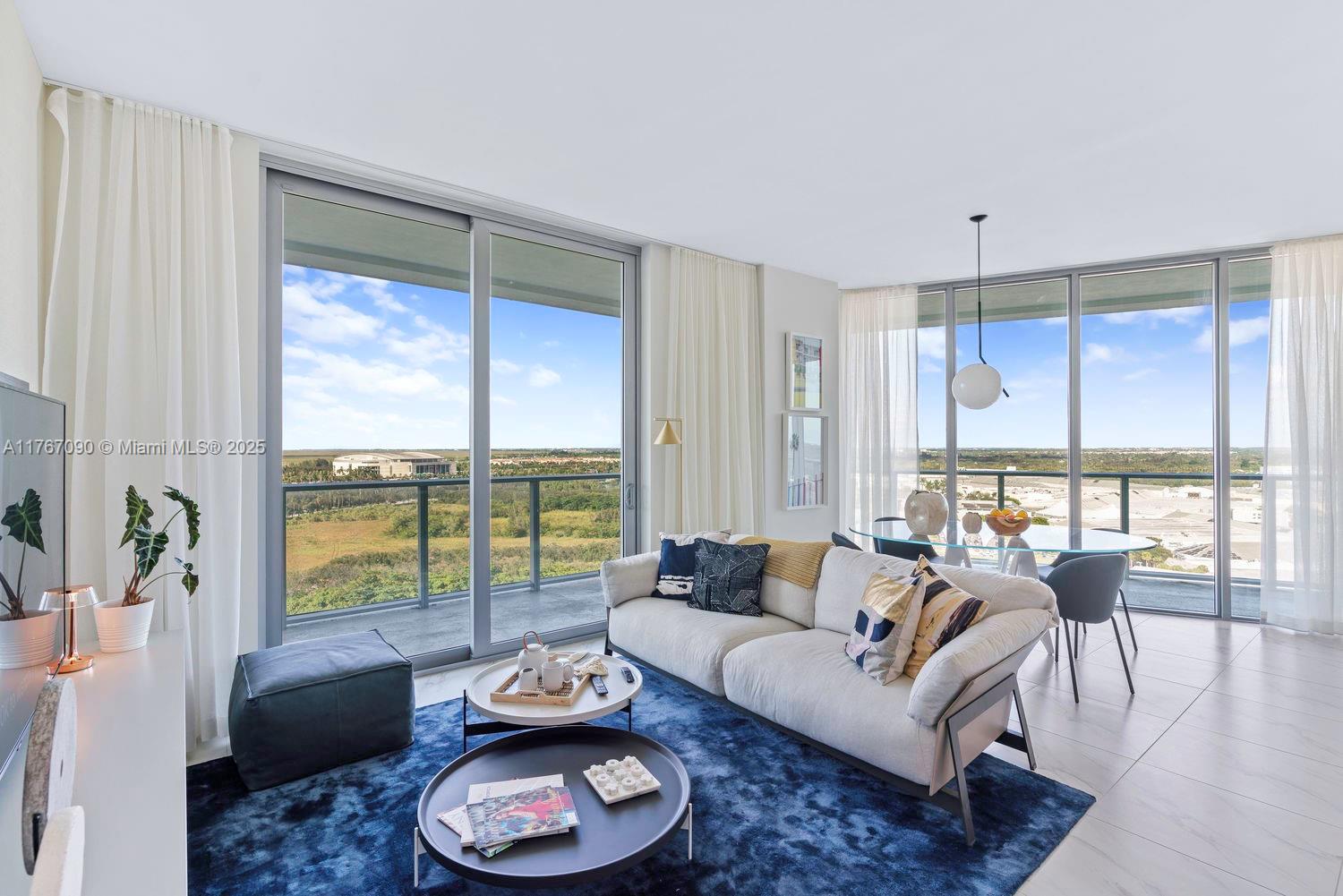 METROPICA NORTH TOWER ONE - Residential