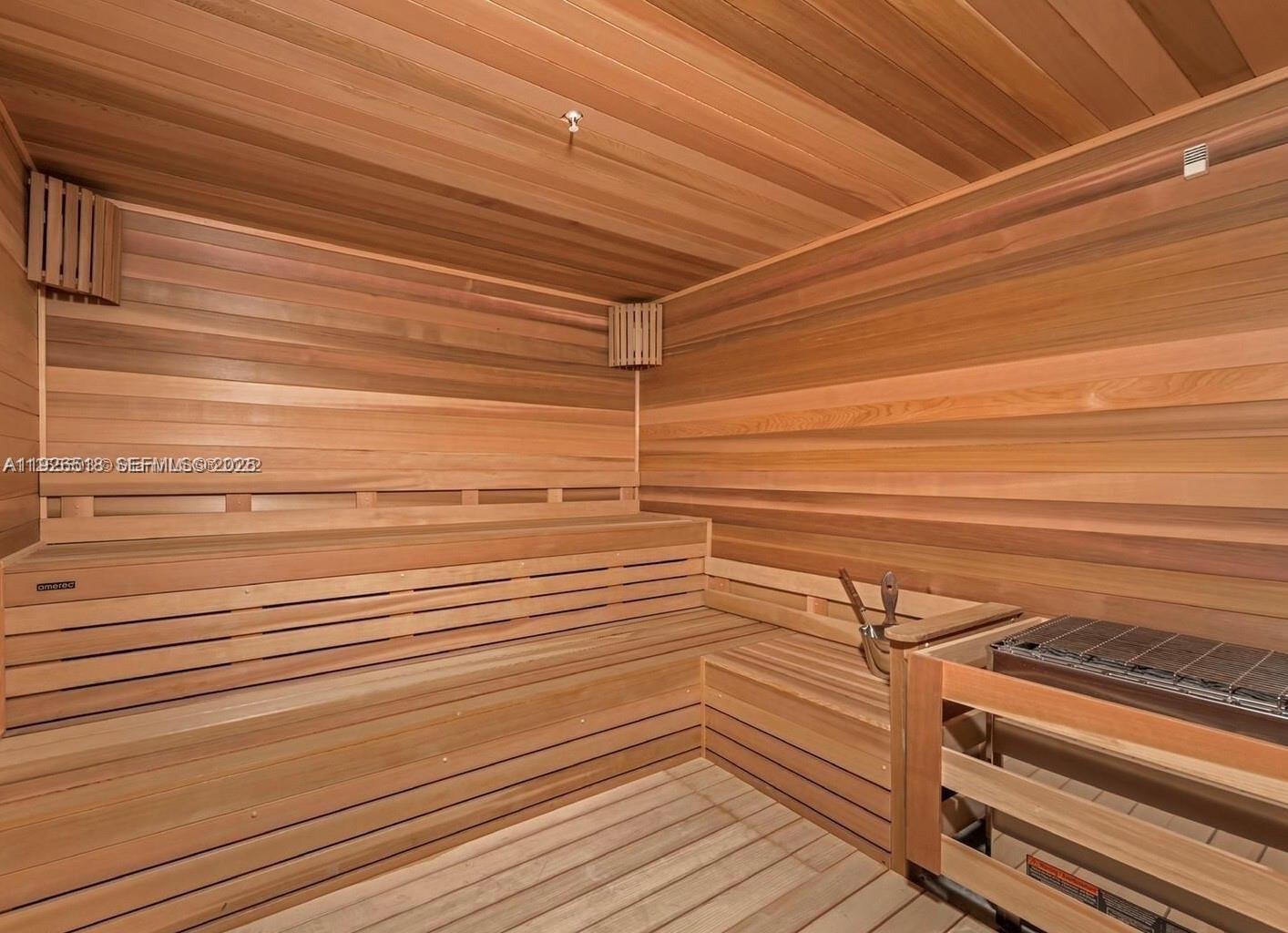 5350 PARK CONDO - Residential Lease