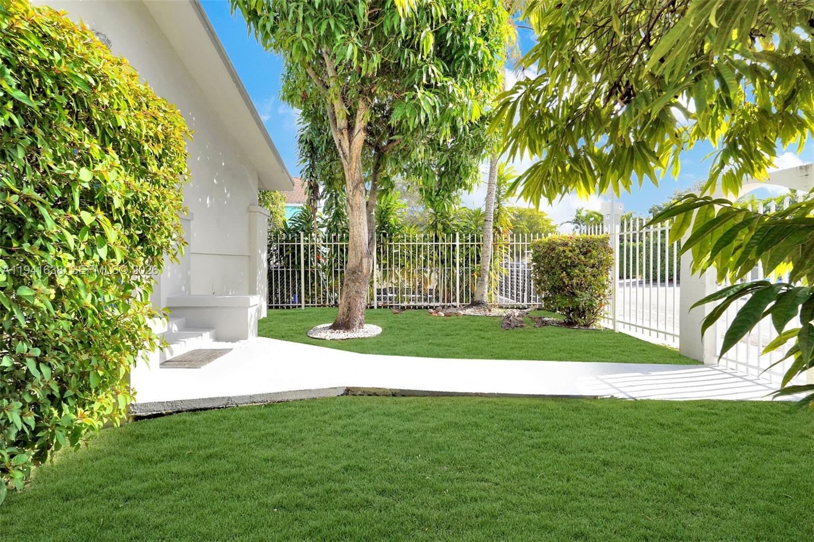 SHADOWLAWN EXTENSION SUB - Residential