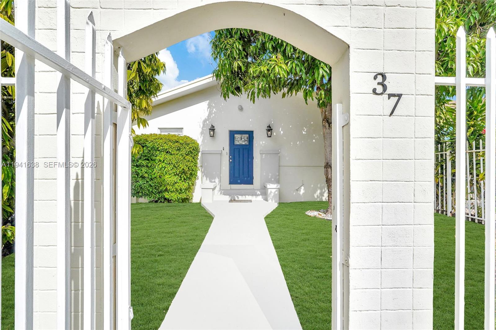 SHADOWLAWN EXTENSION SUB - Residential