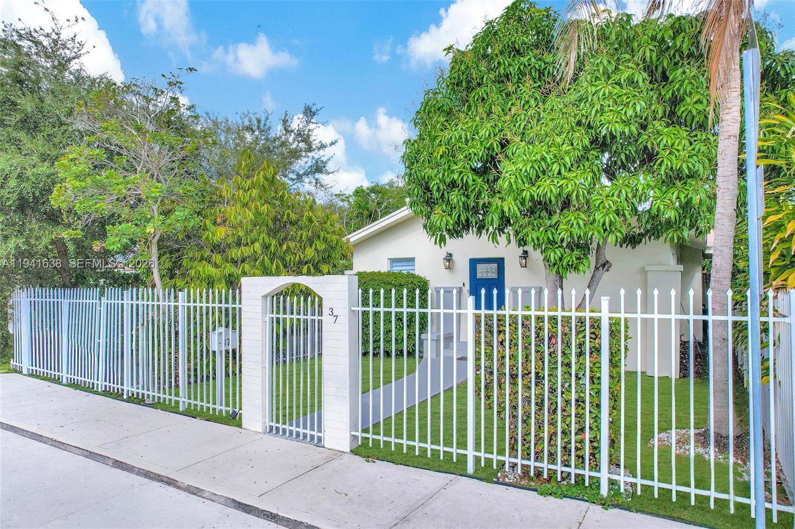 SHADOWLAWN EXTENSION SUB - Residential