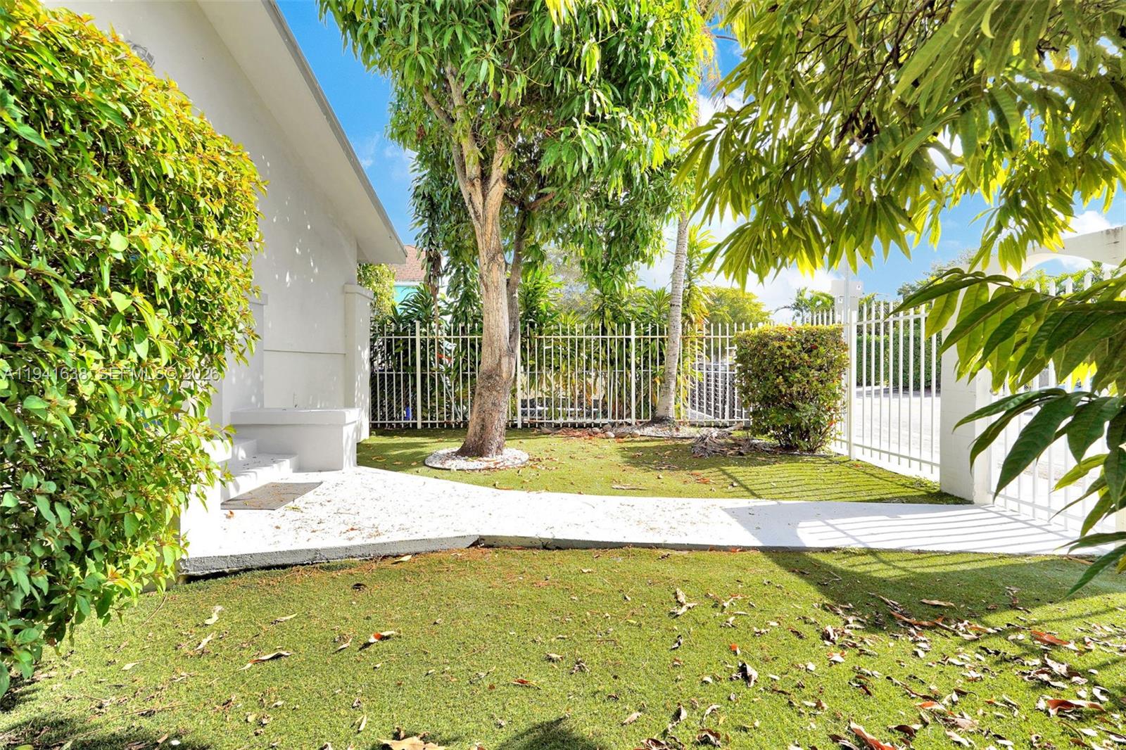 SHADOWLAWN EXTENSION SUB - Residential