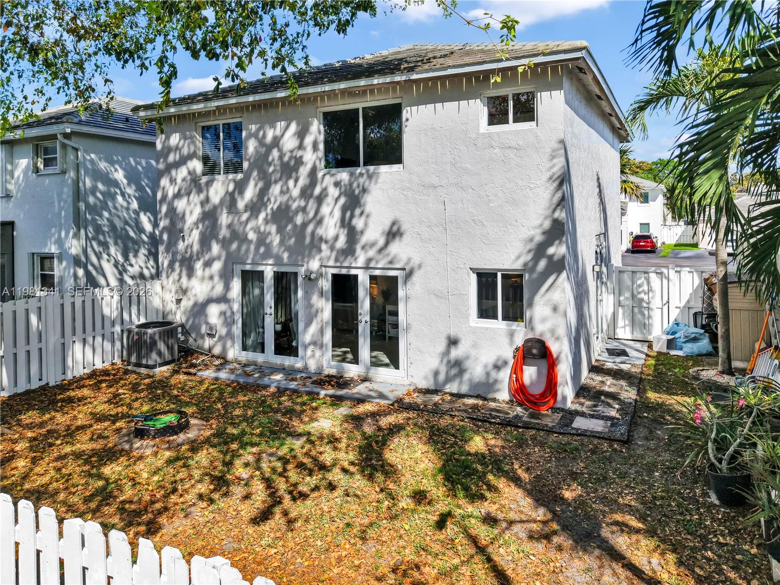 JACARANDA PARCEL 608 - Residential