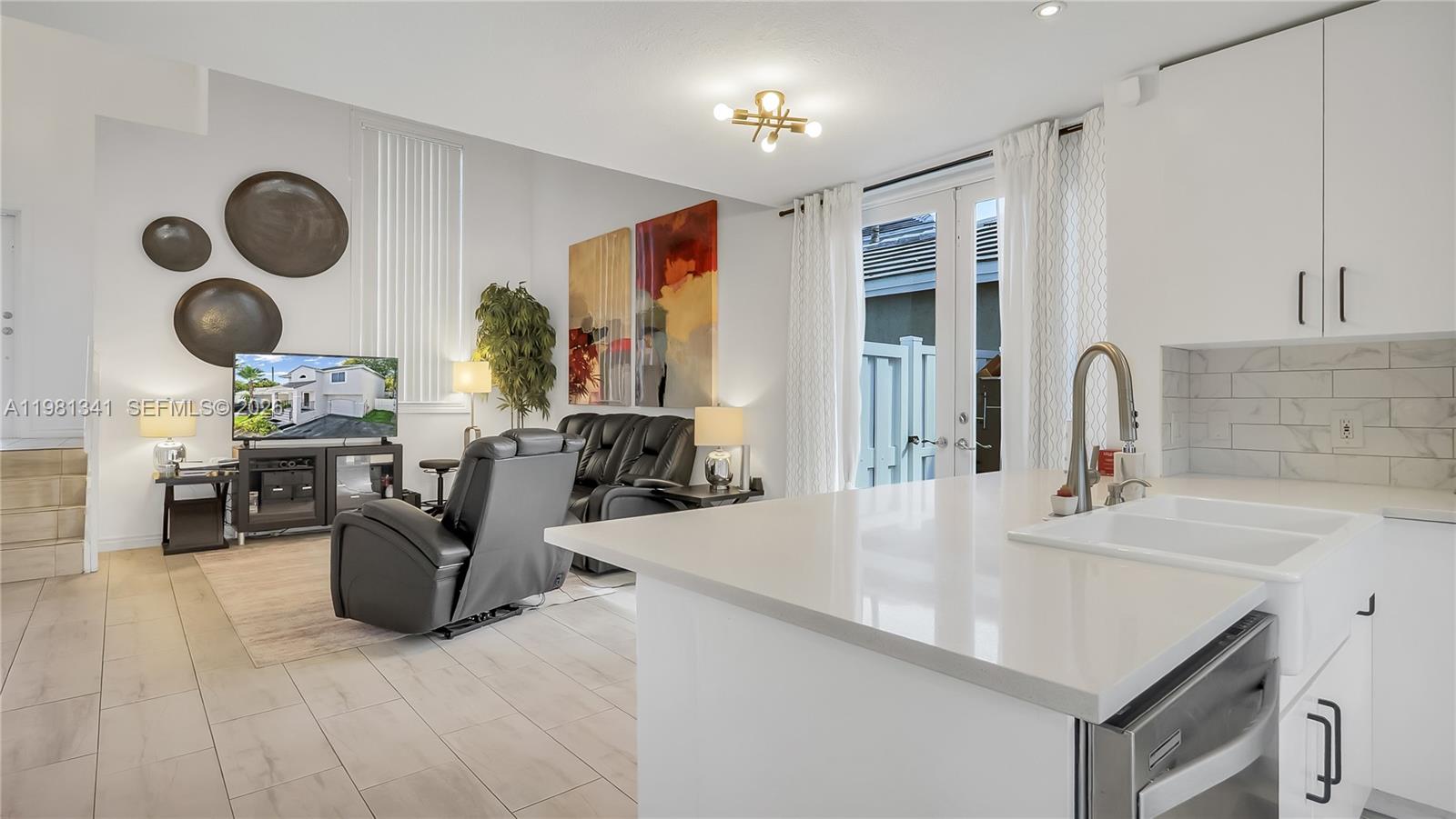 JACARANDA PARCEL 608 - Residential