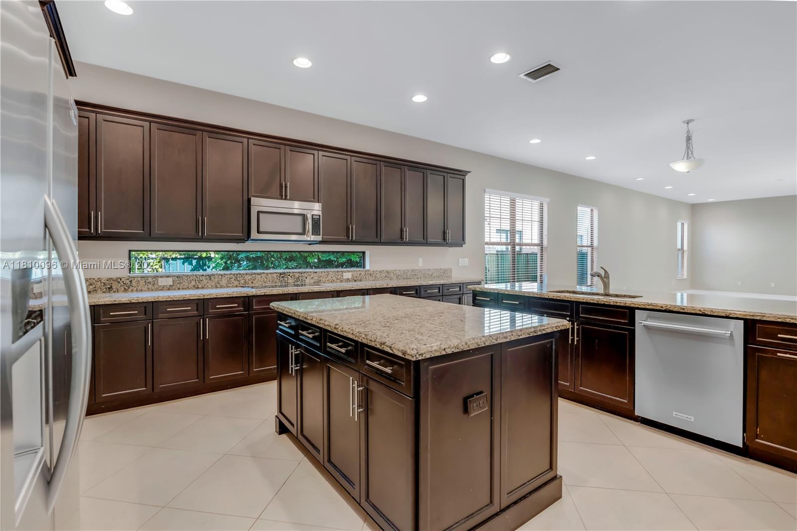 MILL CREEK AT COOPER CITY - Residential