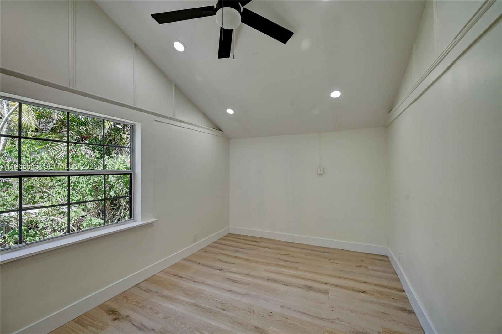 MACKLE PARK PLAT - Residential