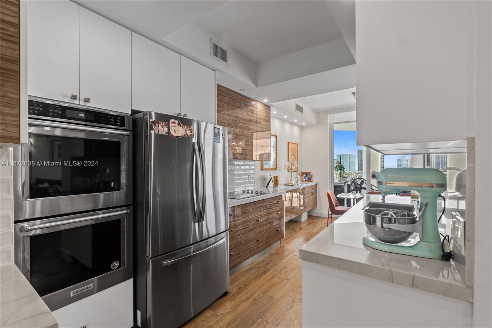 CARROLL WALK CONDO - Residential