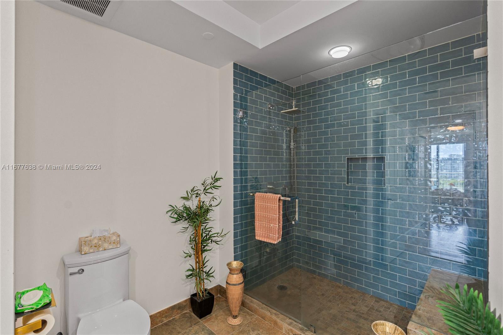 CARROLL WALK CONDO - Residential