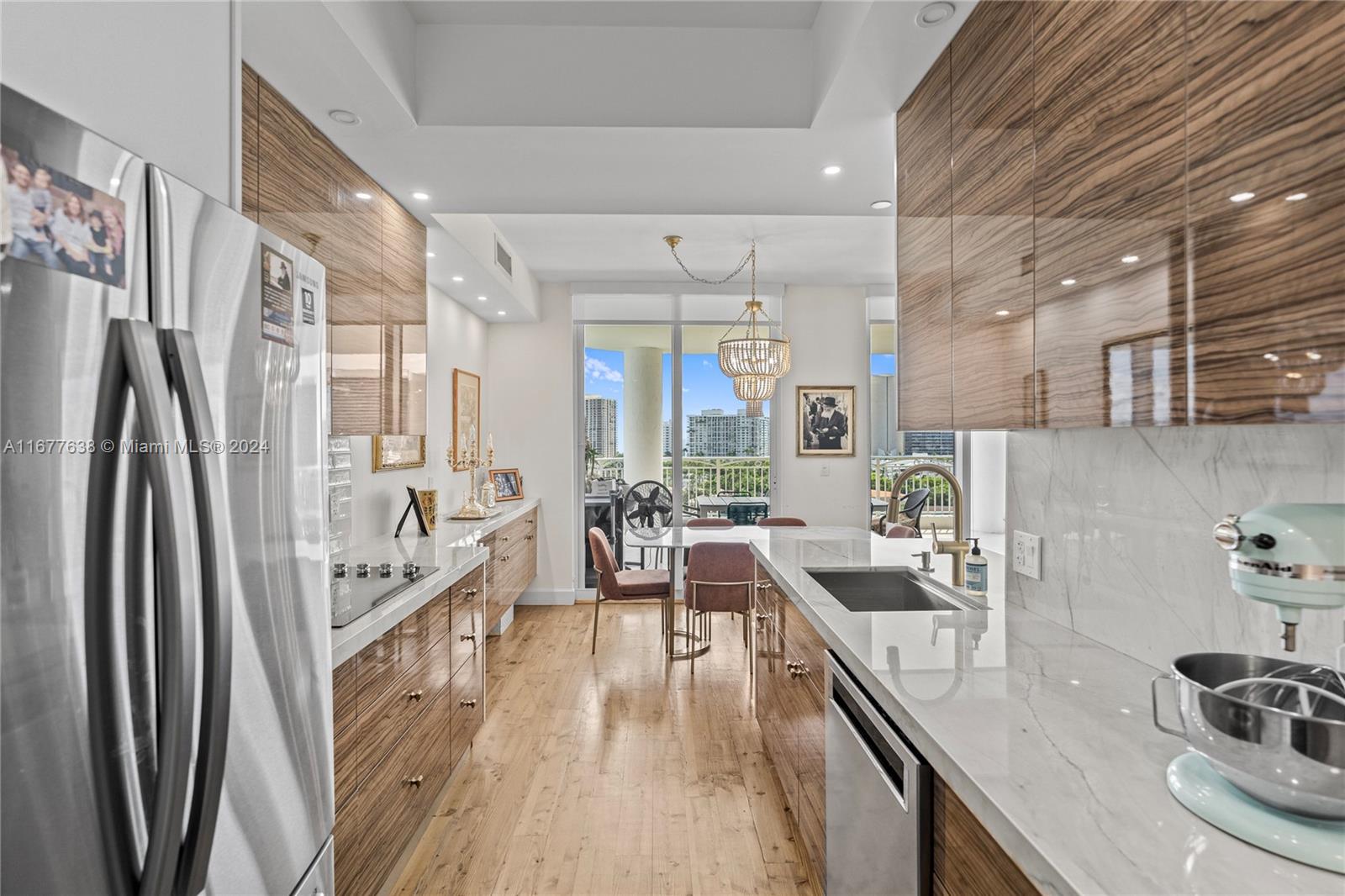 CARROLL WALK CONDO - Residential