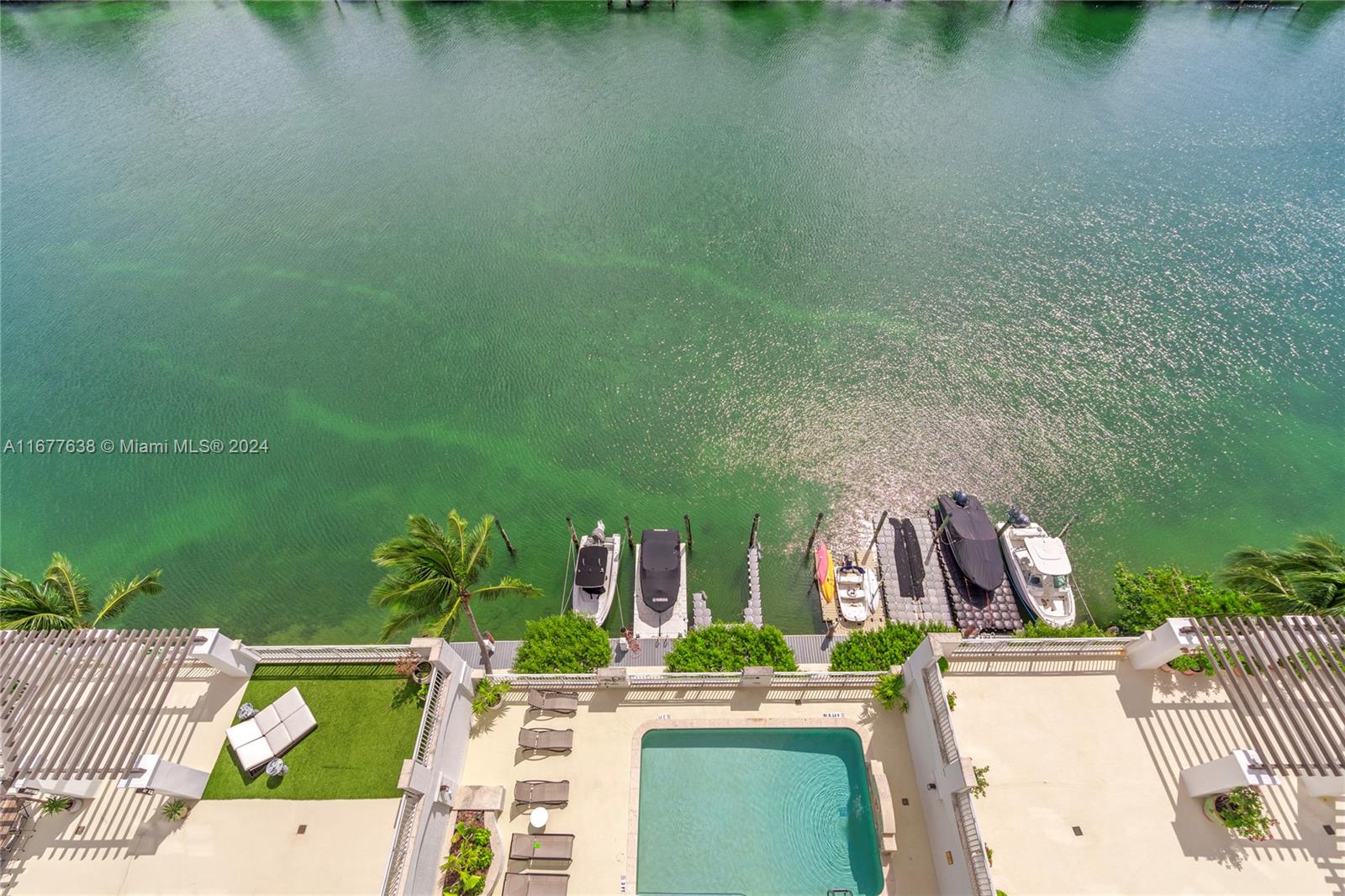 CARROLL WALK CONDO - Residential
