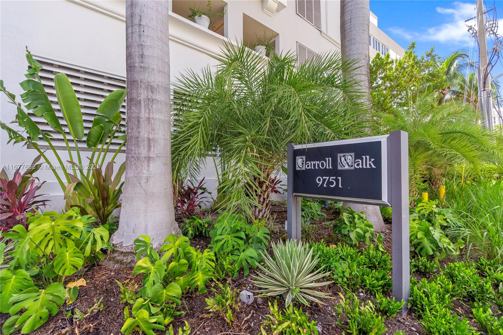 CARROLL WALK CONDO - Residential