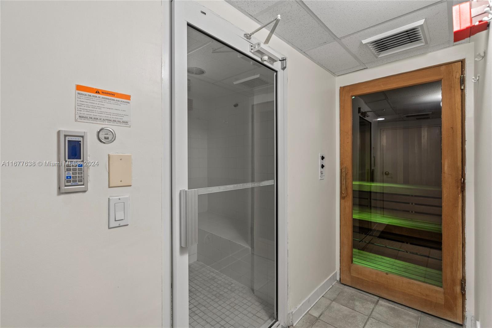 CARROLL WALK CONDO - Residential