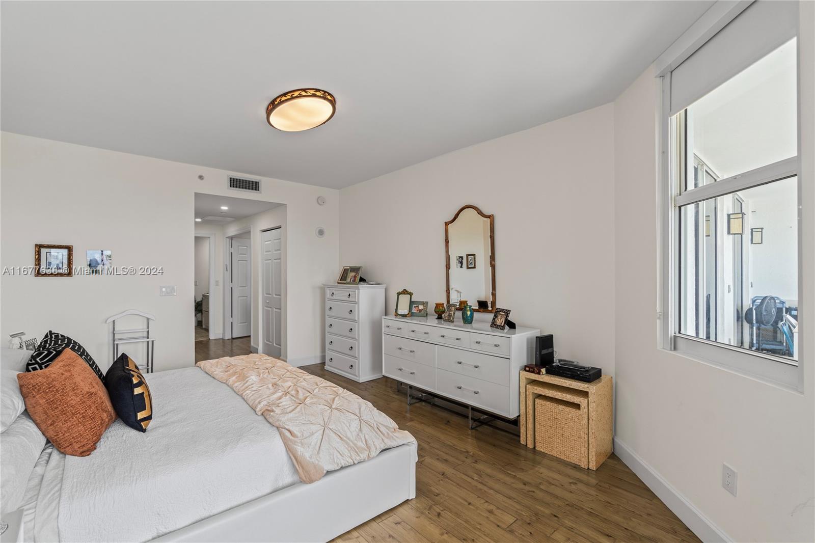 CARROLL WALK CONDO - Residential