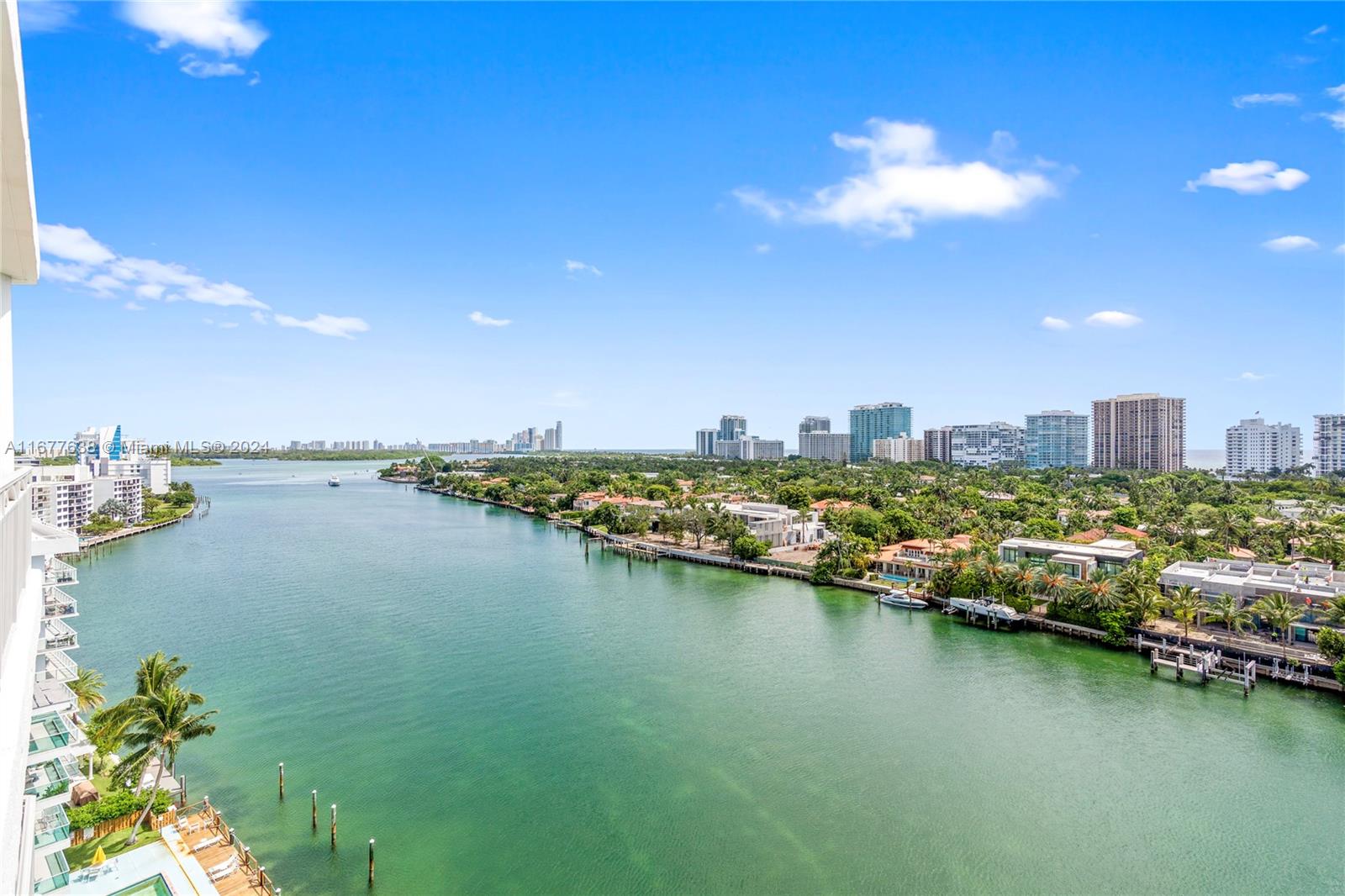 CARROLL WALK CONDO - Residential