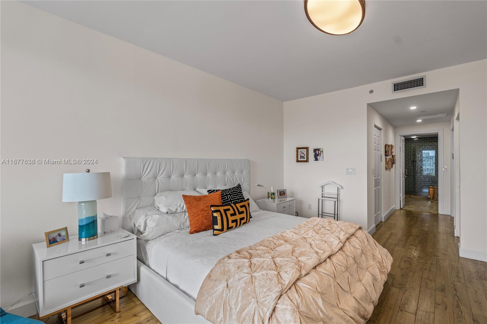 CARROLL WALK CONDO - Residential