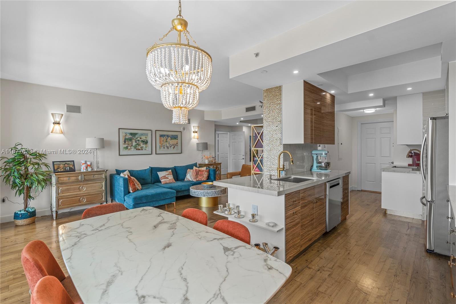 CARROLL WALK CONDO - Residential