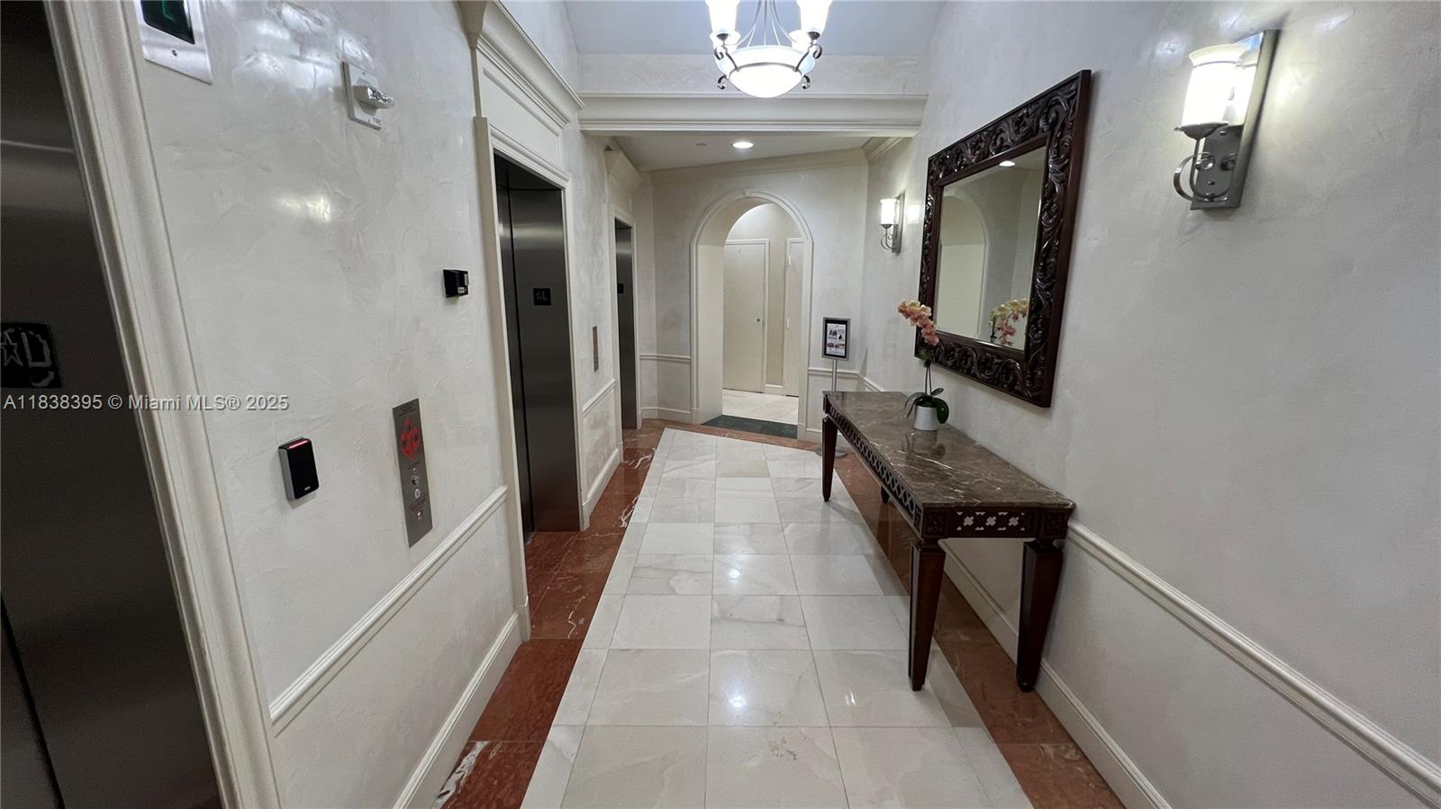 TURNBERRY VILLAGE SO TOWE - Residential