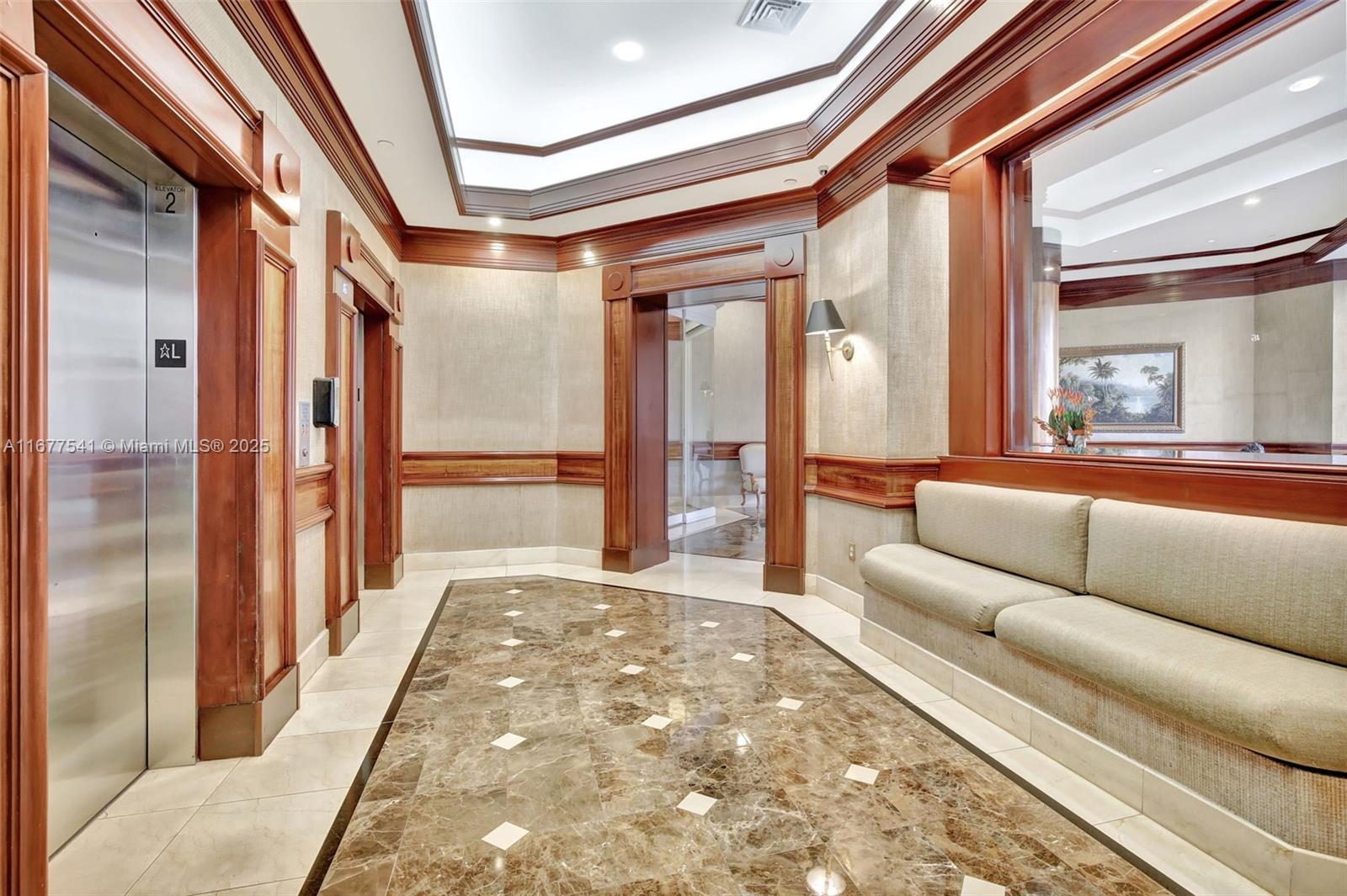 THE LANDMARK CONDO - Residential