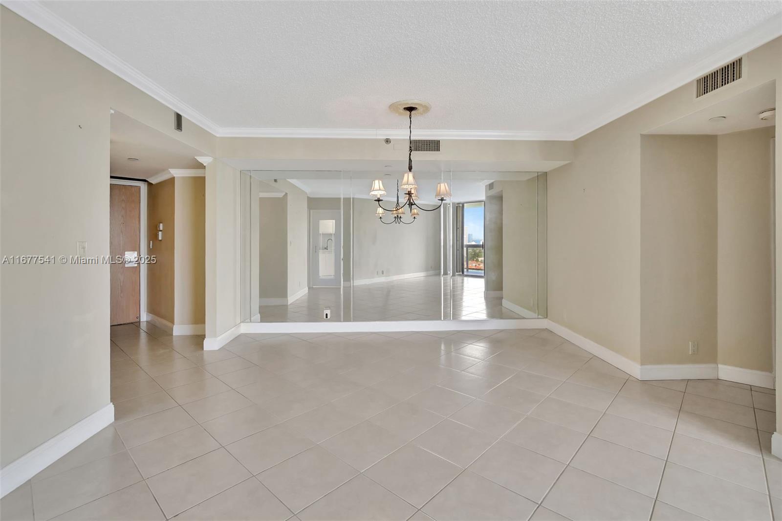 THE LANDMARK CONDO - Residential