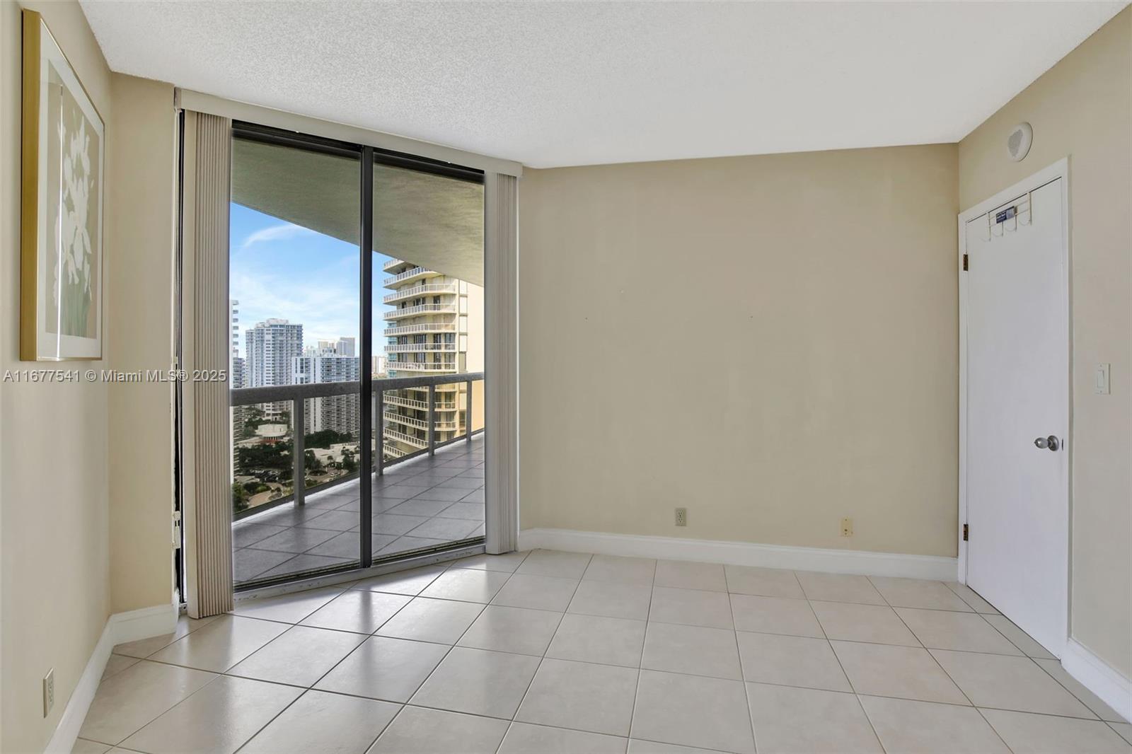 THE LANDMARK CONDO - Residential