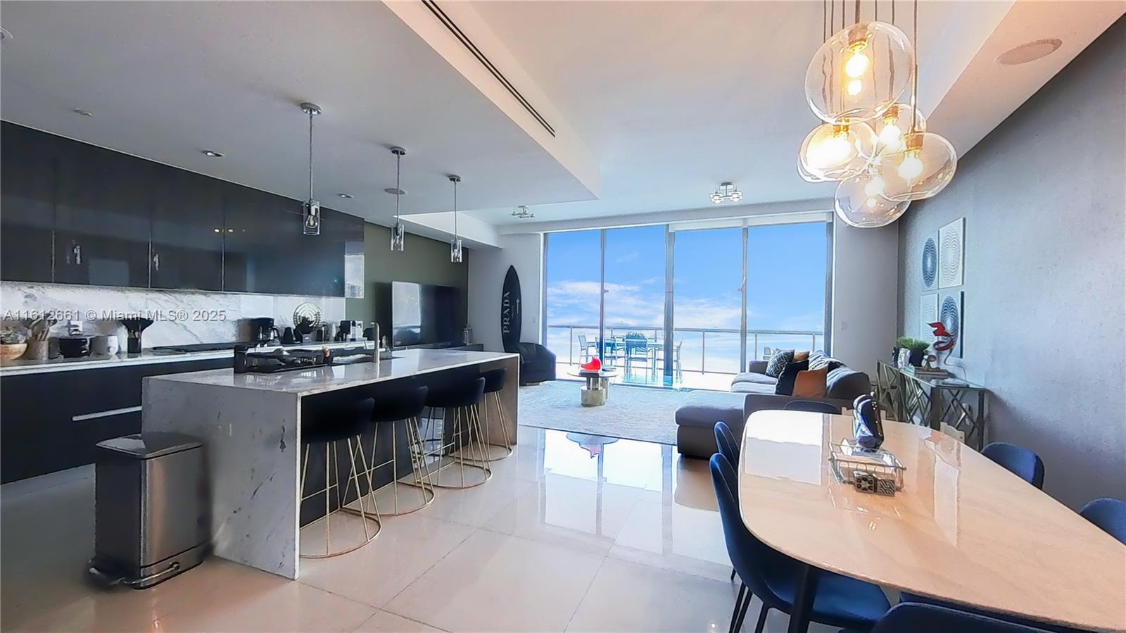 ECHO CONDO AVENTURA - Residential