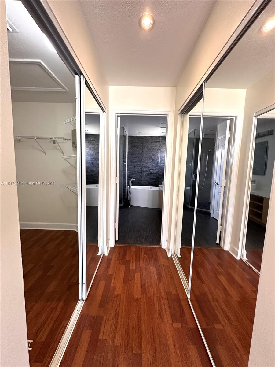 DORAL LANDINGS EAST - Residential Lease