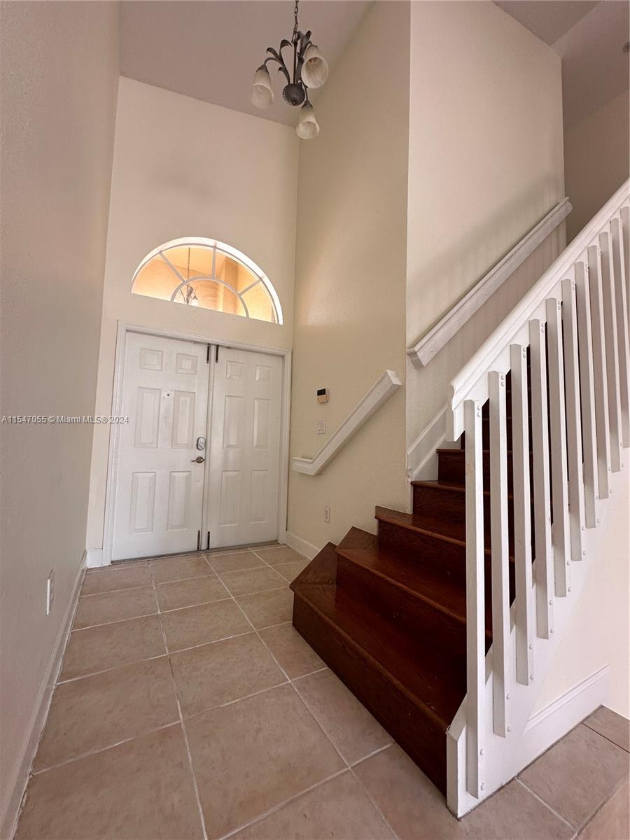 DORAL LANDINGS EAST - Residential Lease